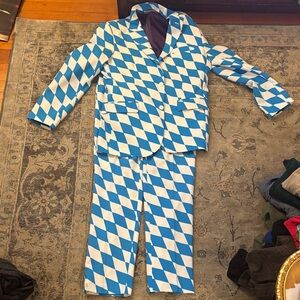 Blue and White Diamond-Print suit